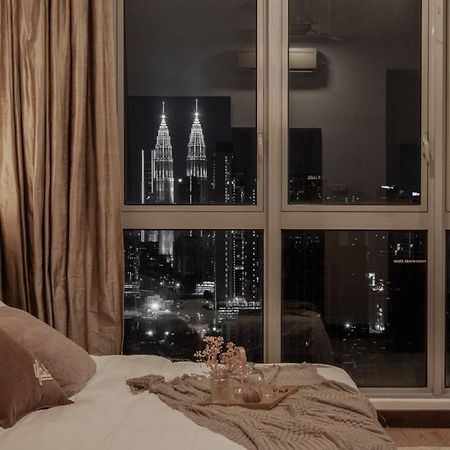 Suites & Residences @ Regalia By Plc Kuala Lumpur Esterno foto