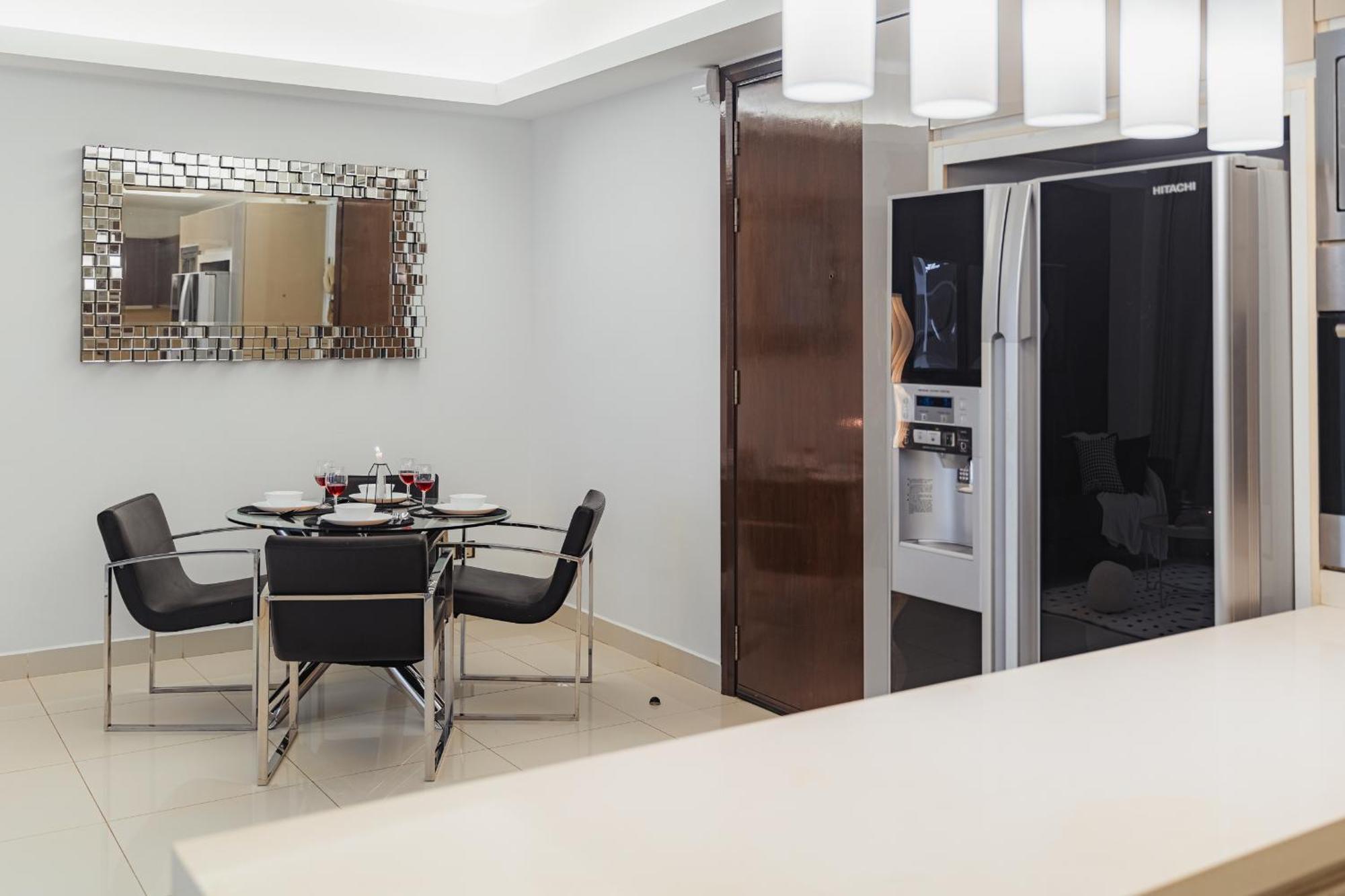 Suites & Residences @ Regalia By Plc Kuala Lumpur Esterno foto