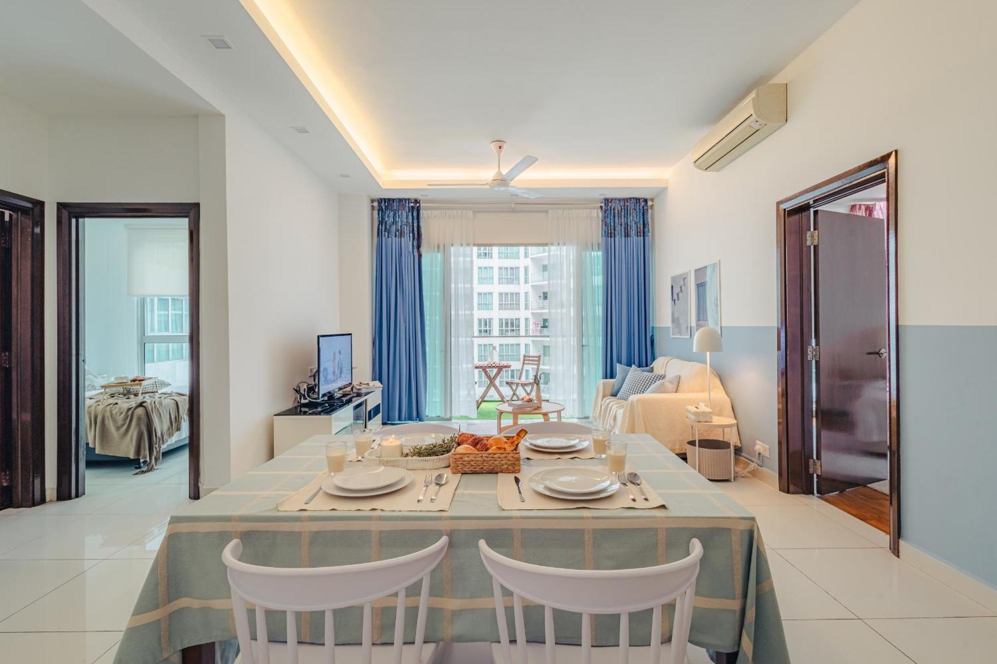 Suites & Residences @ Regalia By Plc Kuala Lumpur Esterno foto