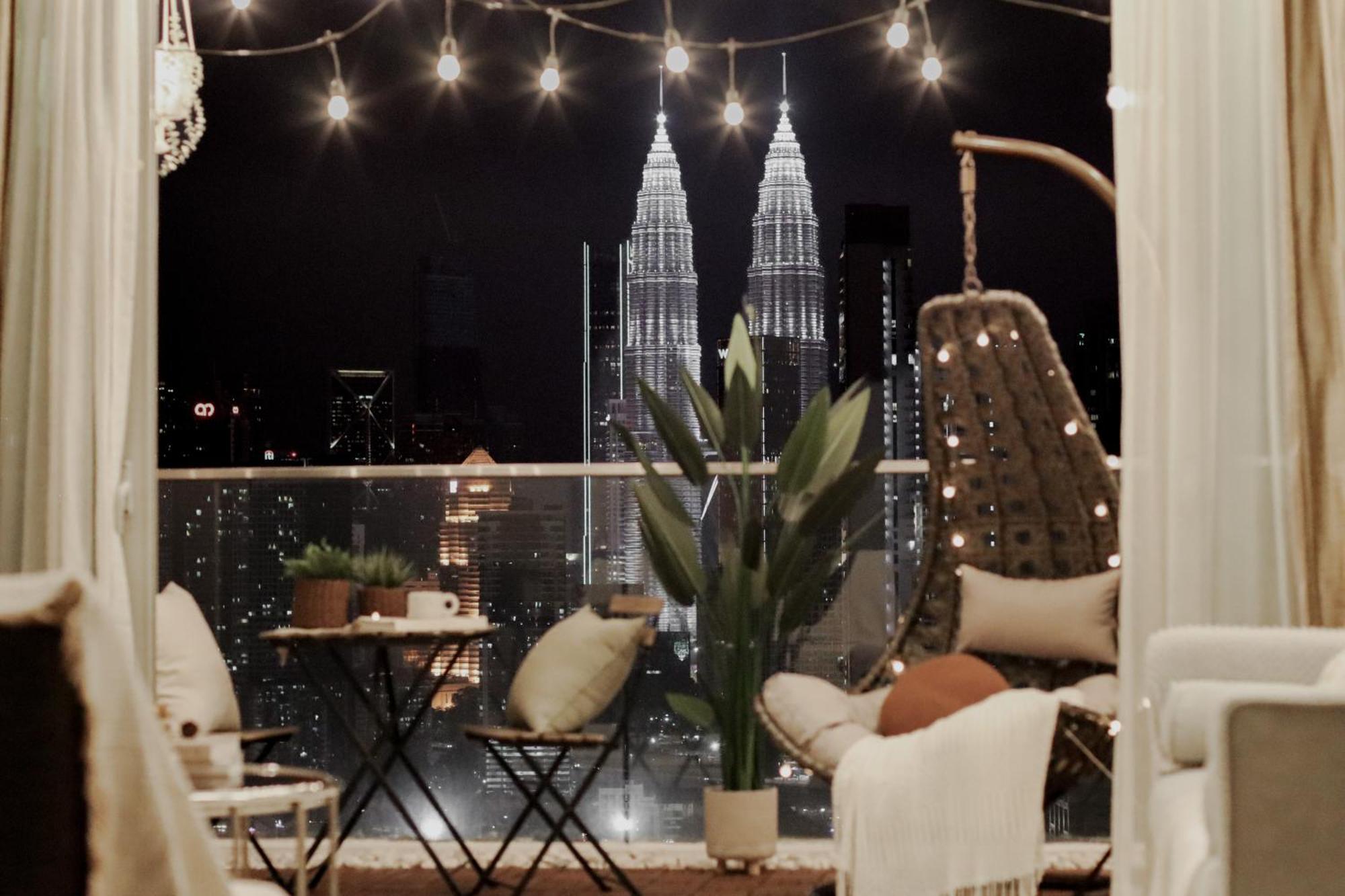 Suites & Residences @ Regalia By Plc Kuala Lumpur Esterno foto
