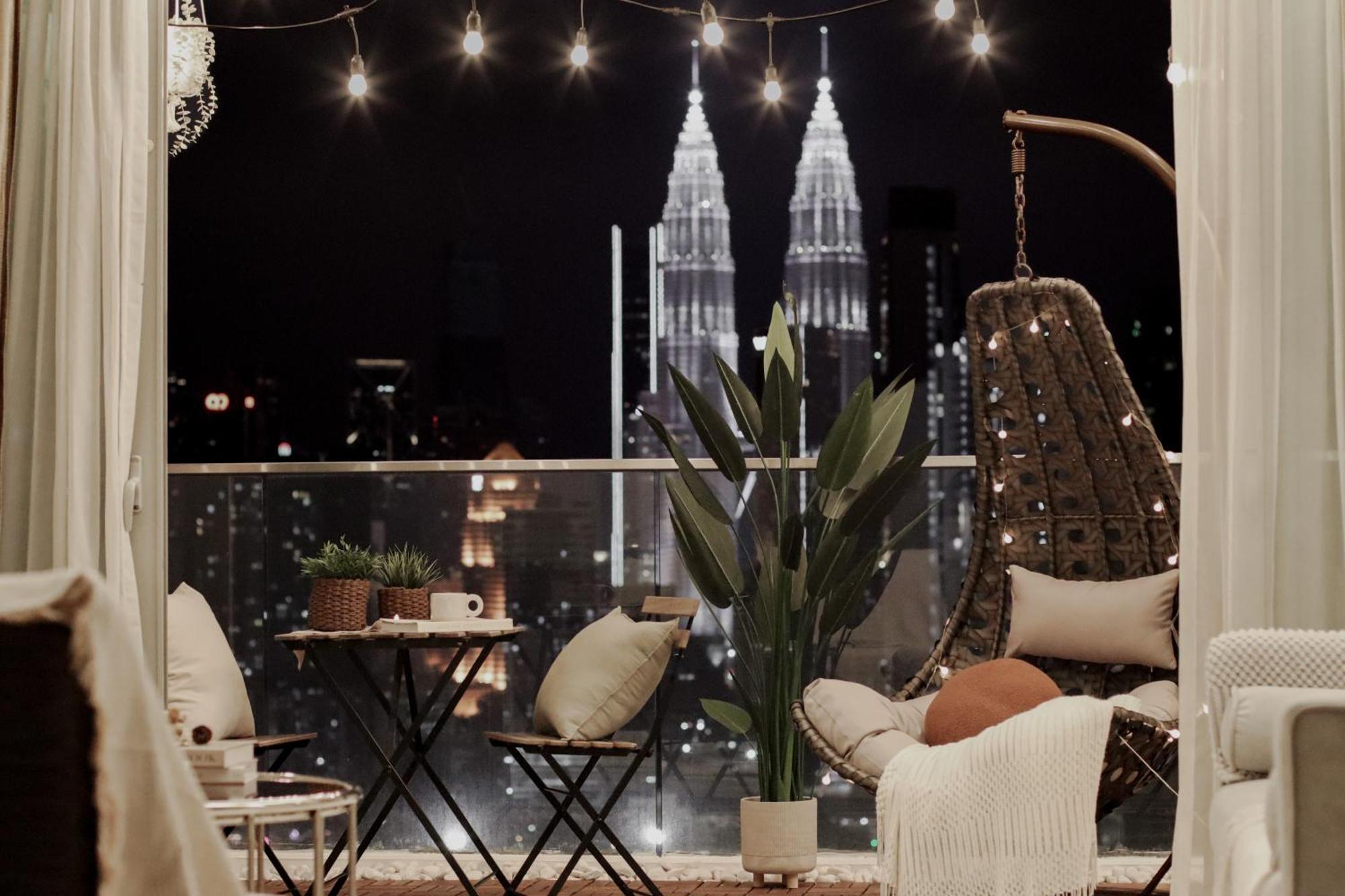 Suites & Residences @ Regalia By Plc Kuala Lumpur Esterno foto