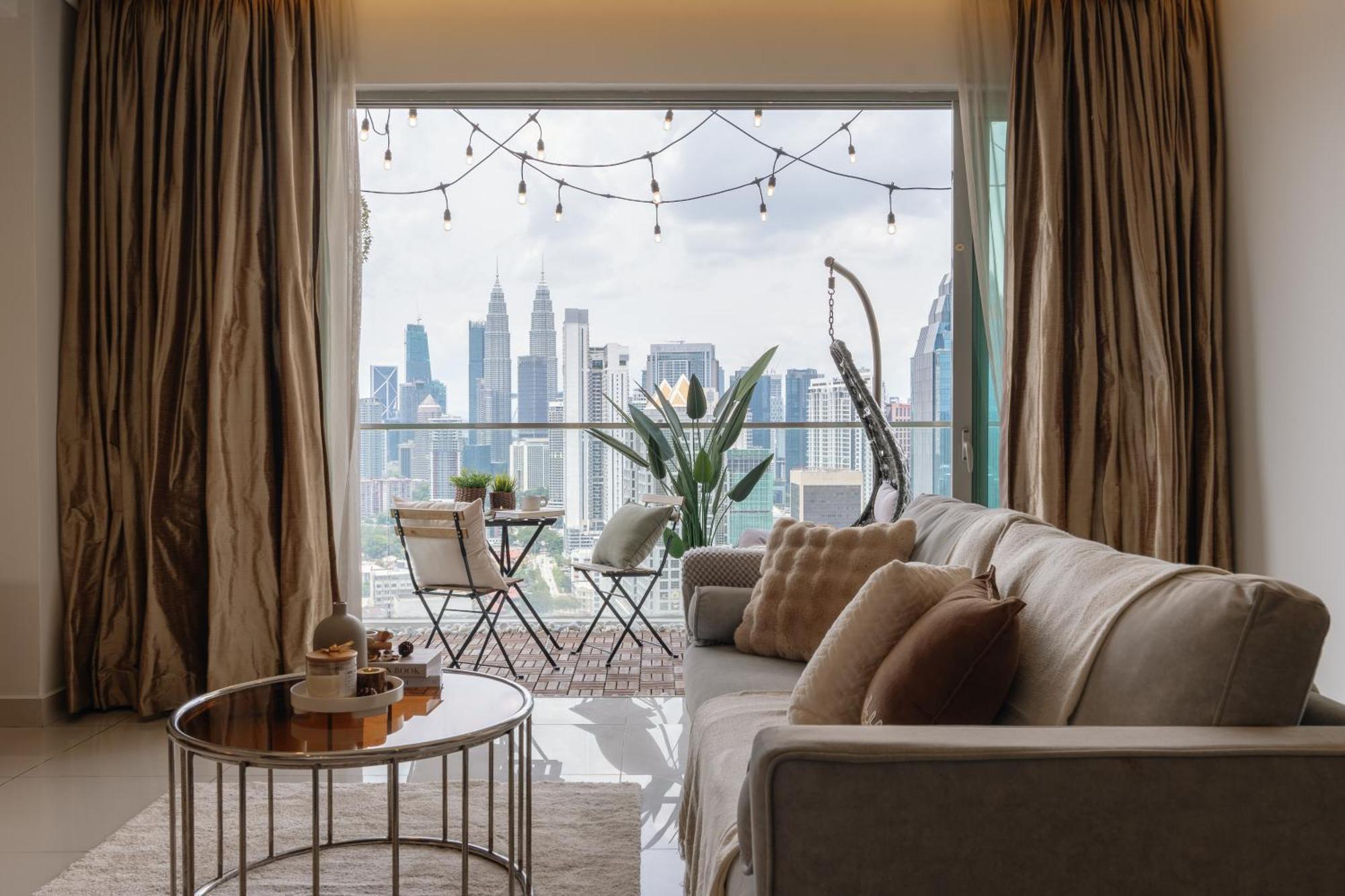 Suites & Residences @ Regalia By Plc Kuala Lumpur Esterno foto