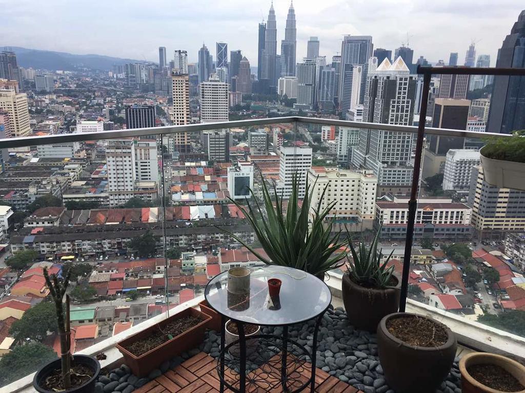 Suites & Residences @ Regalia By Plc Kuala Lumpur Esterno foto
