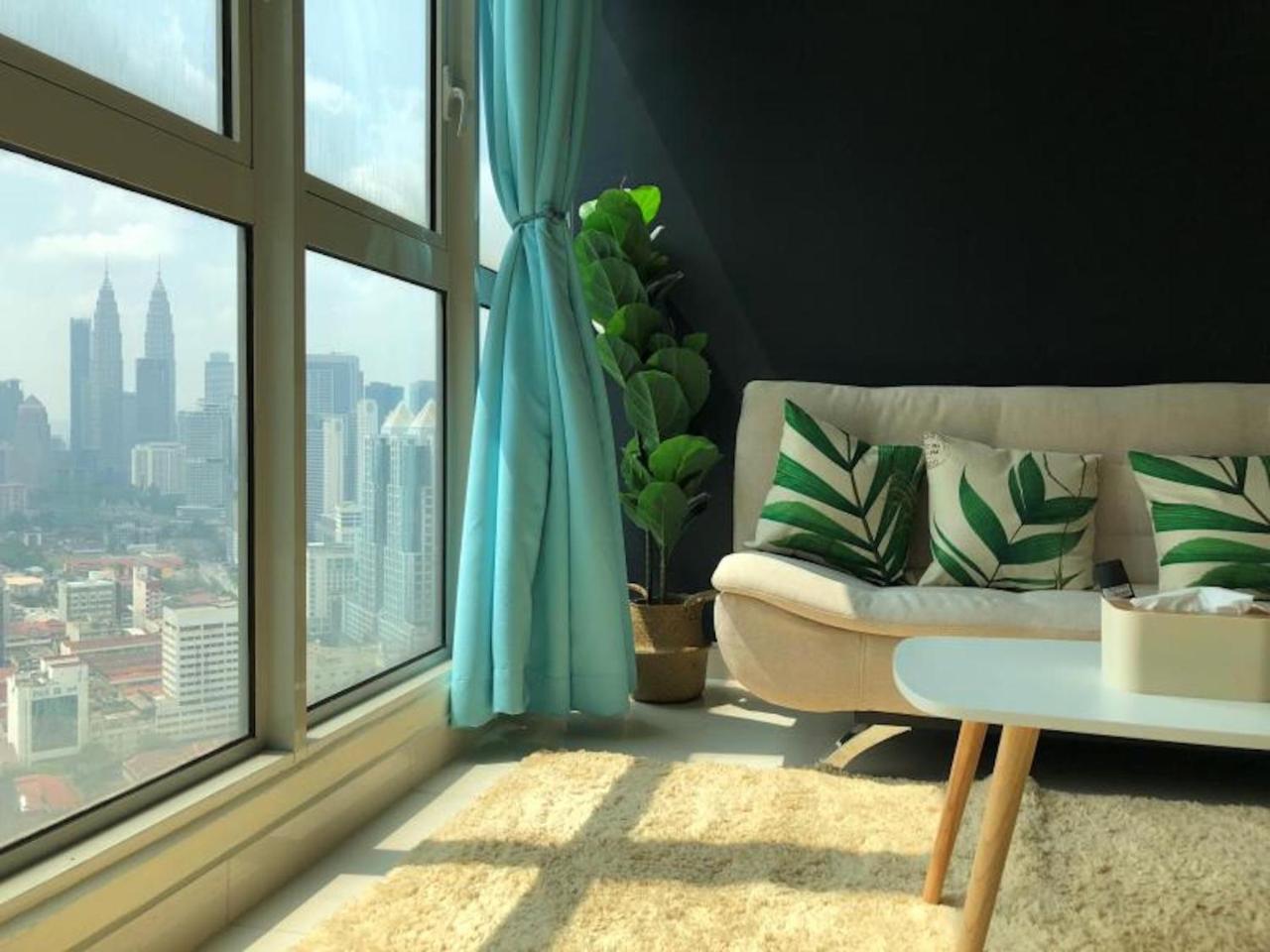 Suites & Residences @ Regalia By Plc Kuala Lumpur Esterno foto